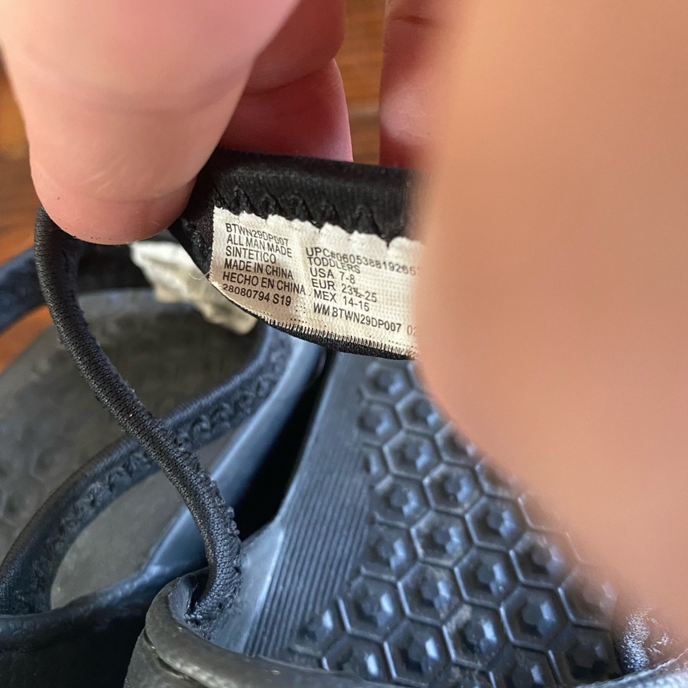 👟 Toddler slides - Picture 4 of 4